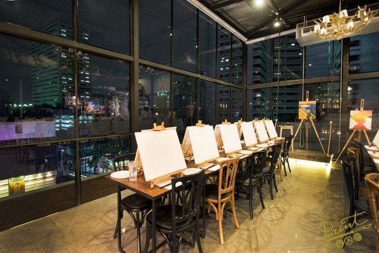 Paintbar ที่เที่ยวกรุงเทพที่สามารถวาดภาพและทานอาหารพร้อมกันได้