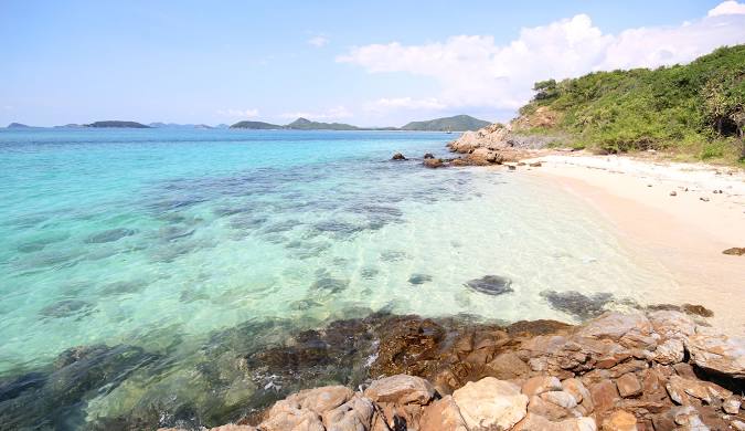 เกาะแสมสาร เที่ยวแนวอนุรักษ์ธรรมชาติ