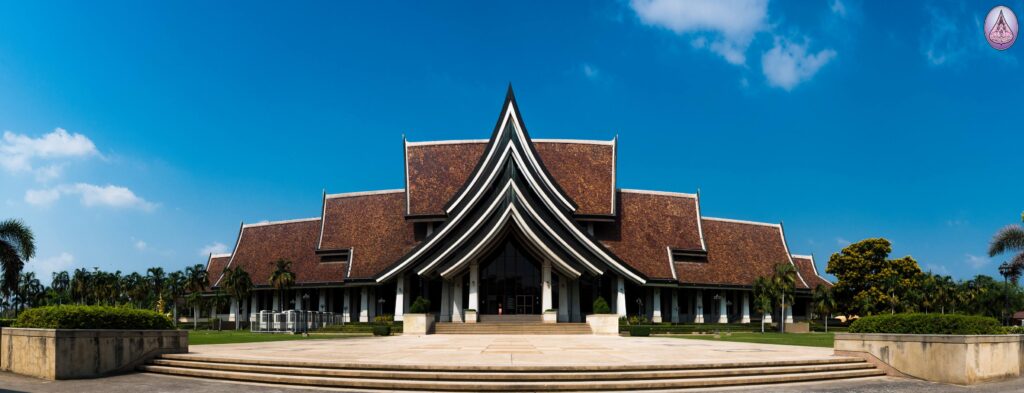 ศูนย์ศิลปาชีพบางไทร จังหวัดอยุธยา