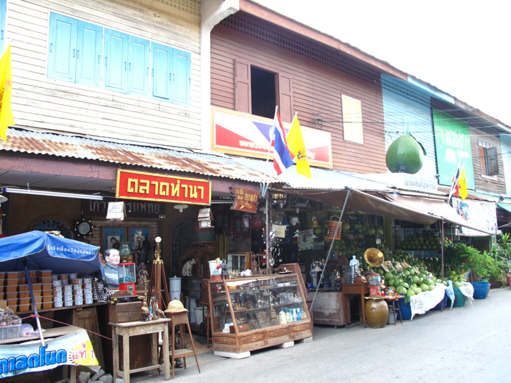 ตลาดท่านา