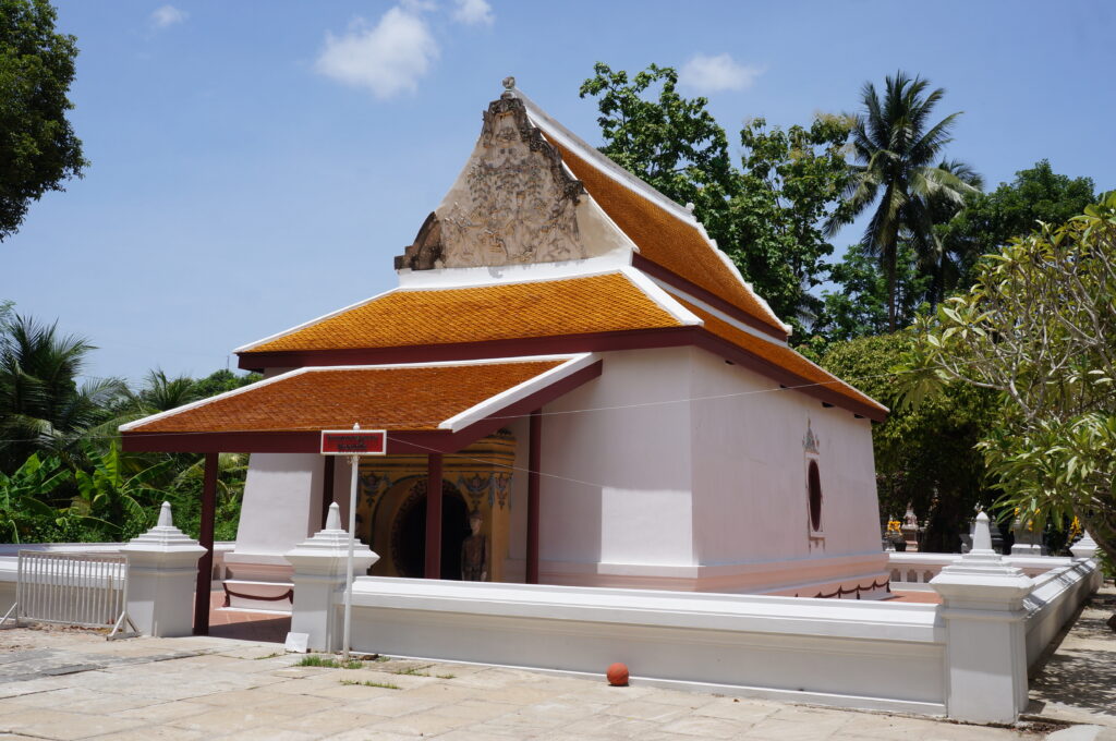 วัดบางกะพ้อม